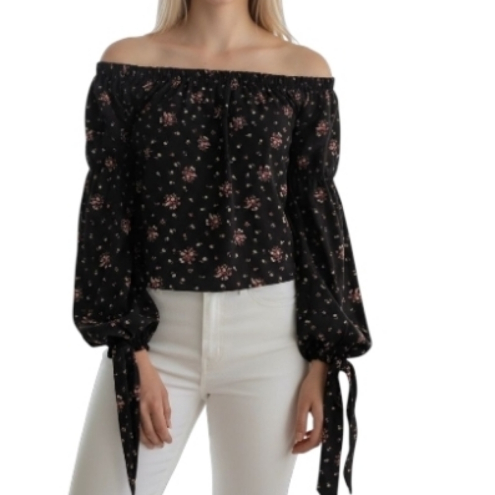 Ultra Flirt Floral long sleeve shirtwith tie sleeves.